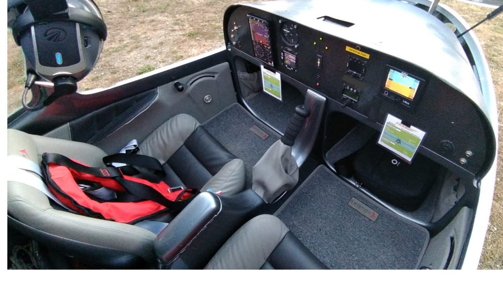 Seamax interior SN133 3